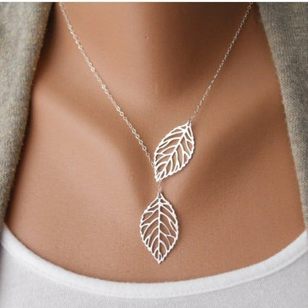 Two Leaves Clavicle Necklace